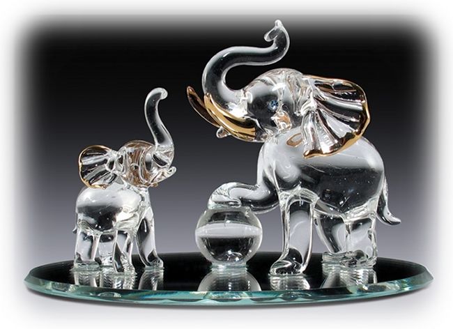 Glass Elephant Family